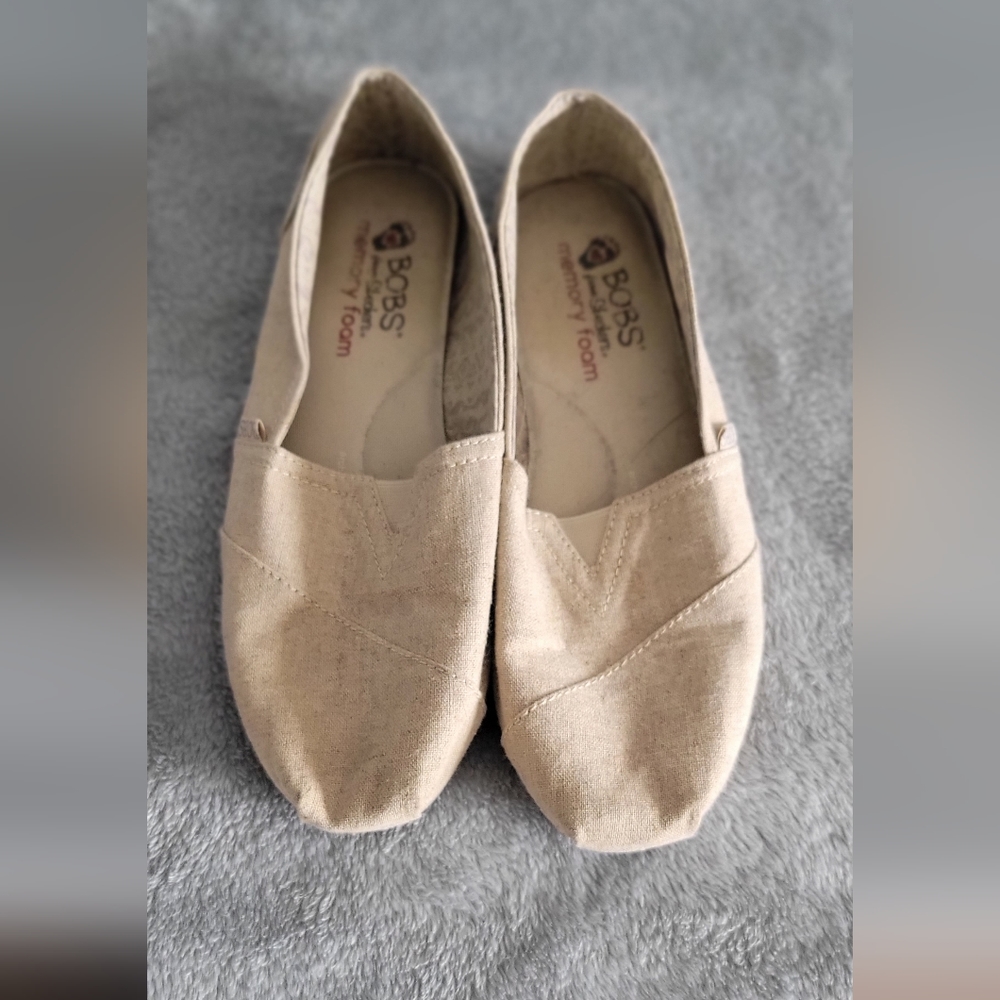 BOBs by SKECHERS